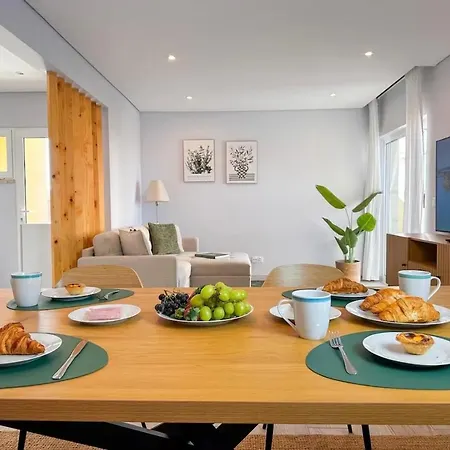 Algarve Blue T2 Vista Mar E 2 Casas De Banho Da Rocha Ed Acropole Apartment *
